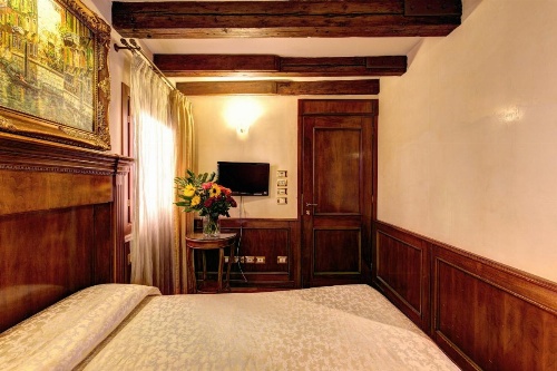 Palazzo La Scala image 5