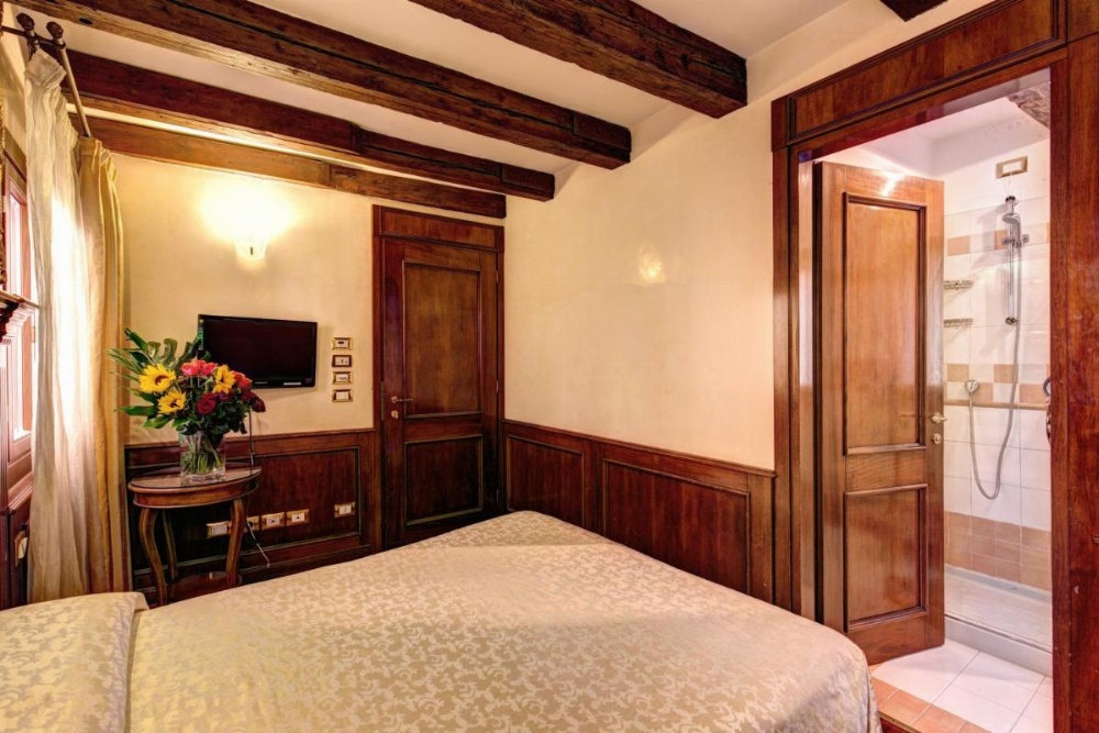 Standard Double Room - Annex